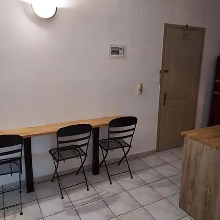 Nostos Lägenhetshotell 2*